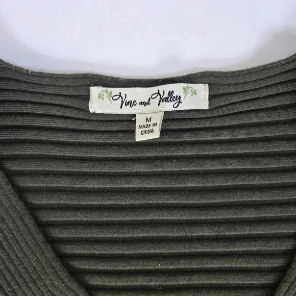 Vine and Valley Bodycon sweater dress olive green stretch fit size M - Picture 3 of 6